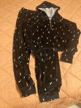 Black Lightning Print Hooded Lounge Set by Jolie & Joy